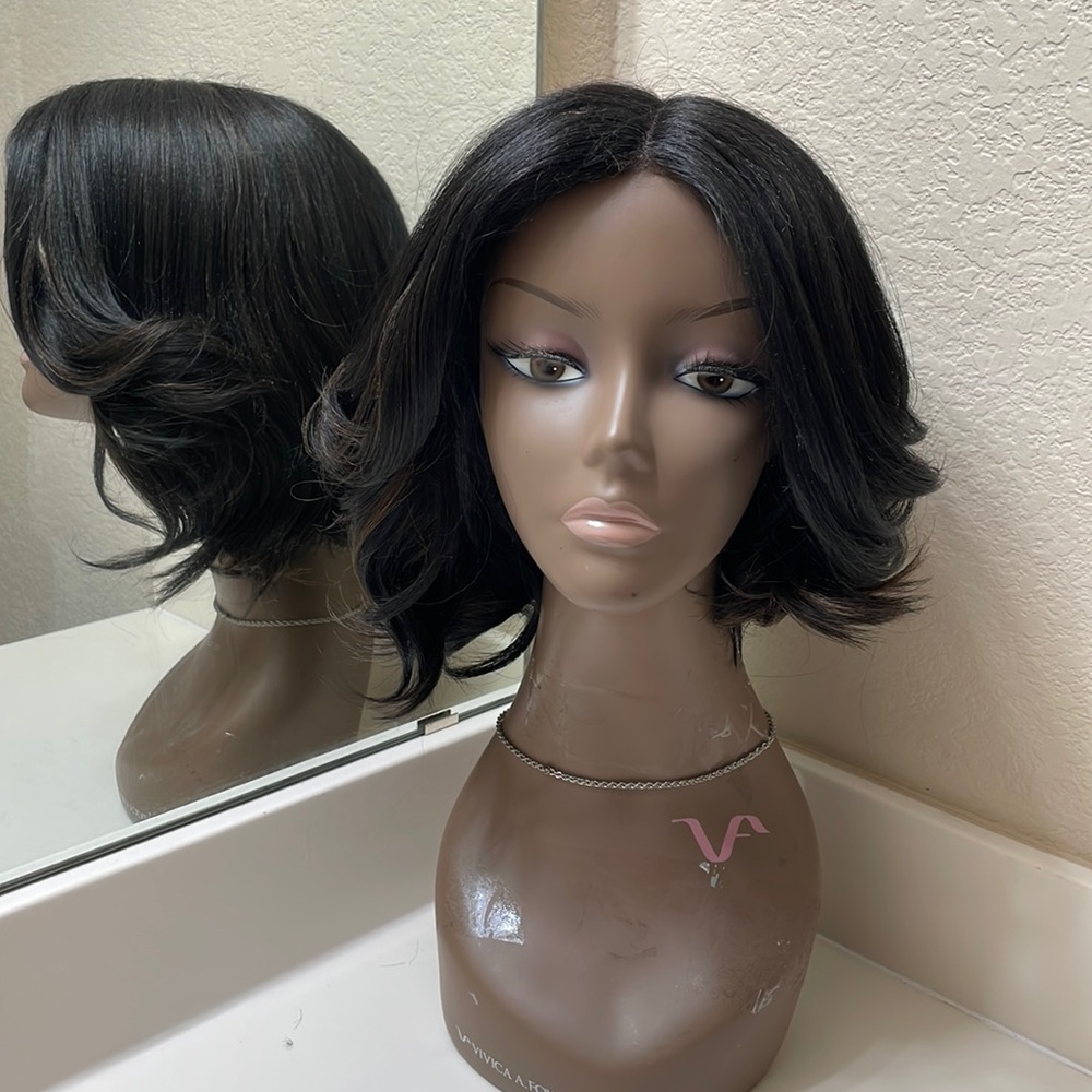 Short black and brown bob